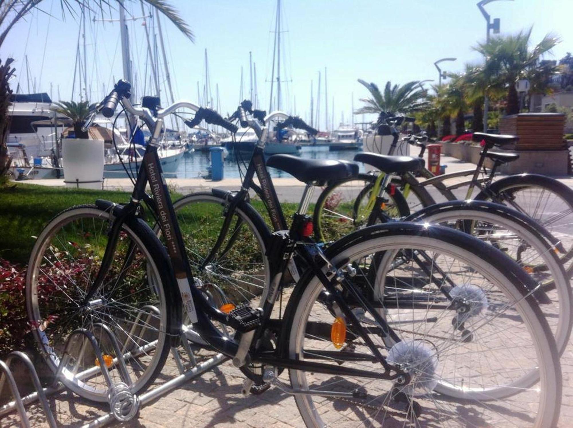 Hotel Riviera Dei Fiori San Lorenzo al Mare Εξωτερικό φωτογραφία