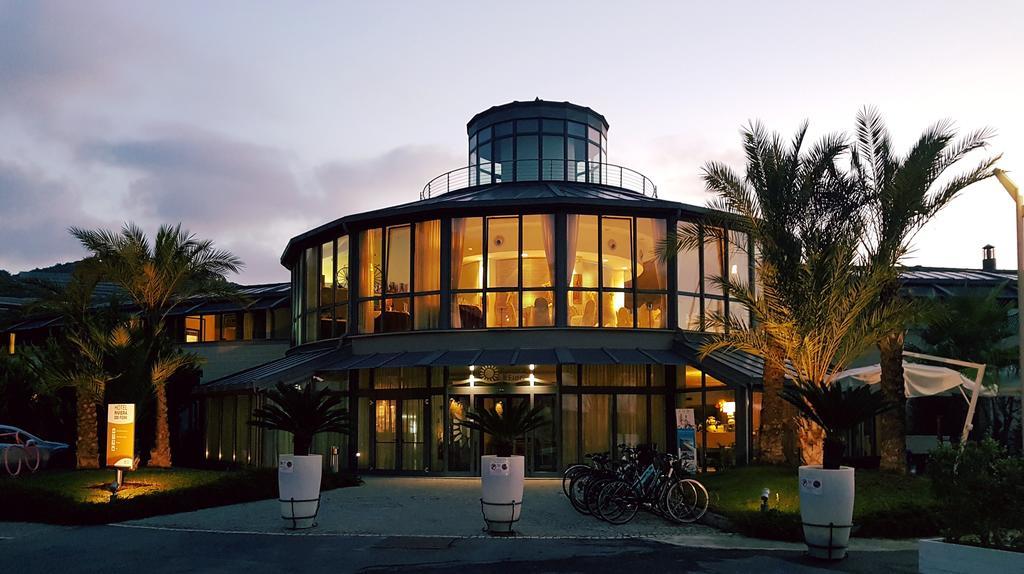 Hotel Riviera Dei Fiori San Lorenzo al Mare Εξωτερικό φωτογραφία